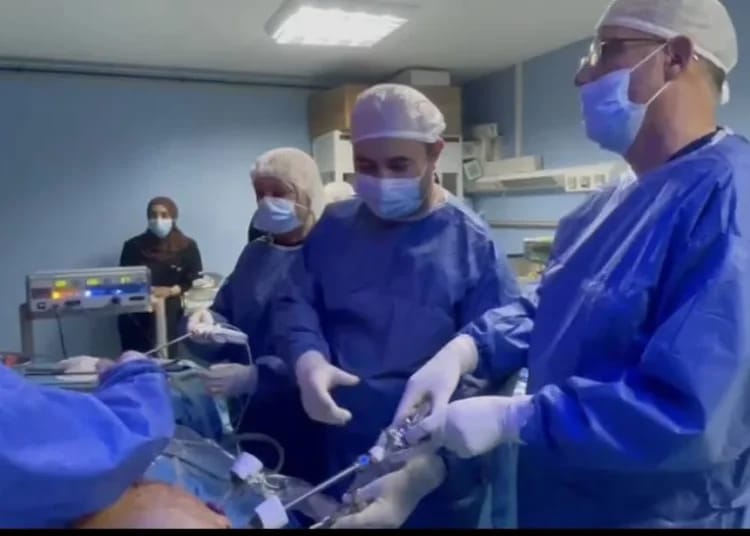 Algérie : le récit poignant d’une mère héroïque qui sauve la vie de son fils Algérie : le récit poignant d’une mère héroïque qui sauve la vie de son fils