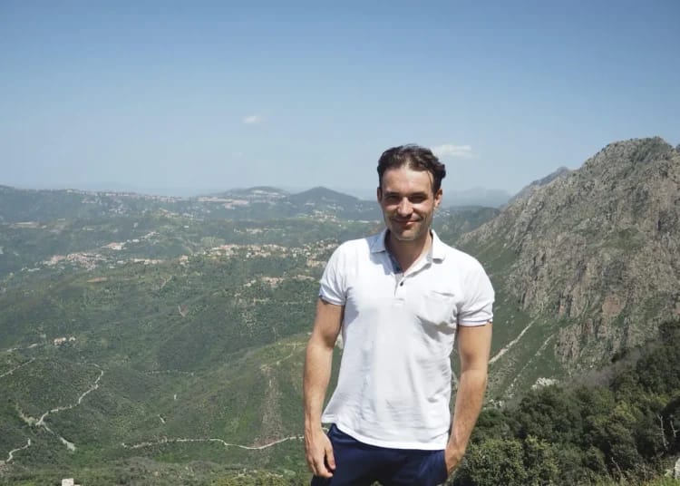 Condamné à 7 ans en Algérie : l’appel bouleversant de la mère du journaliste Christophe Gleizes Condamné à 7 ans en Algérie : l’appel bouleversant de la mère du journaliste Christophe Gleizes