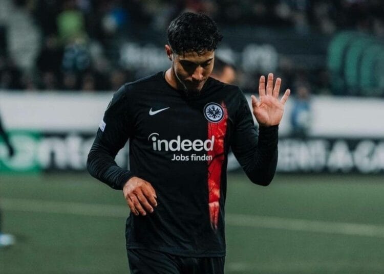 Mis au placard à Francfort, Farès Chaïbi contre-attaque : son message choc qui change tout Mis au placard à Francfort, Farès Chaïbi contre-attaque : son message choc qui change tout