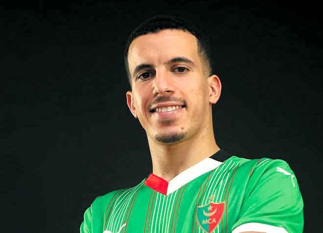 Séisme au MC Alger : Mekhazni évincé, Bouras sur le départ, PEAK entre en jeu !