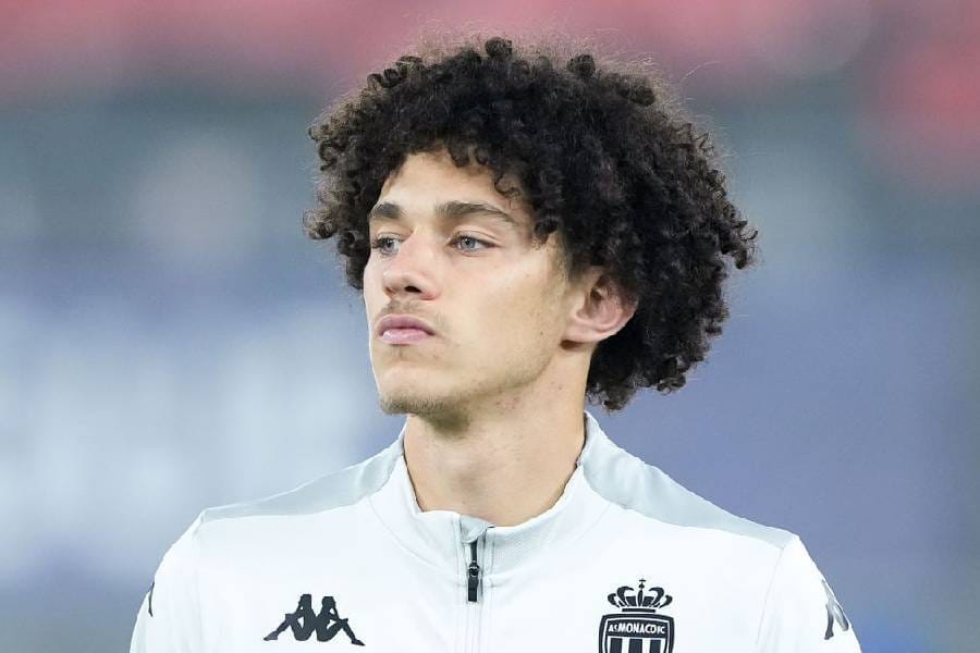 Bonne nouvelle pour l’Algérie : Maghnes Akliouche fait un pas décisif vers les Fennecs