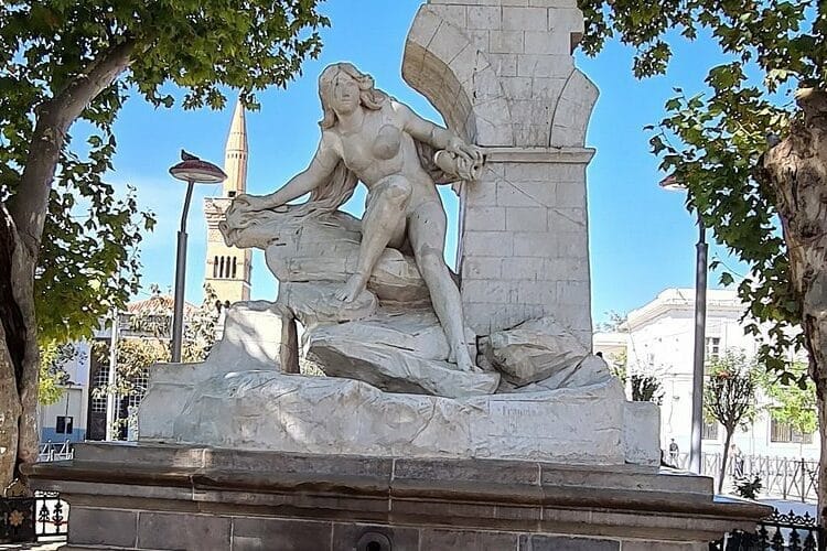 Nouvelle attaque contre la statue d’Ain Fouara en Algérie : un acte de vandalisme choque les habitants Nouvelle attaque contre la statue d’Ain Fouara en Algérie : un acte de vandalisme choque les habitants