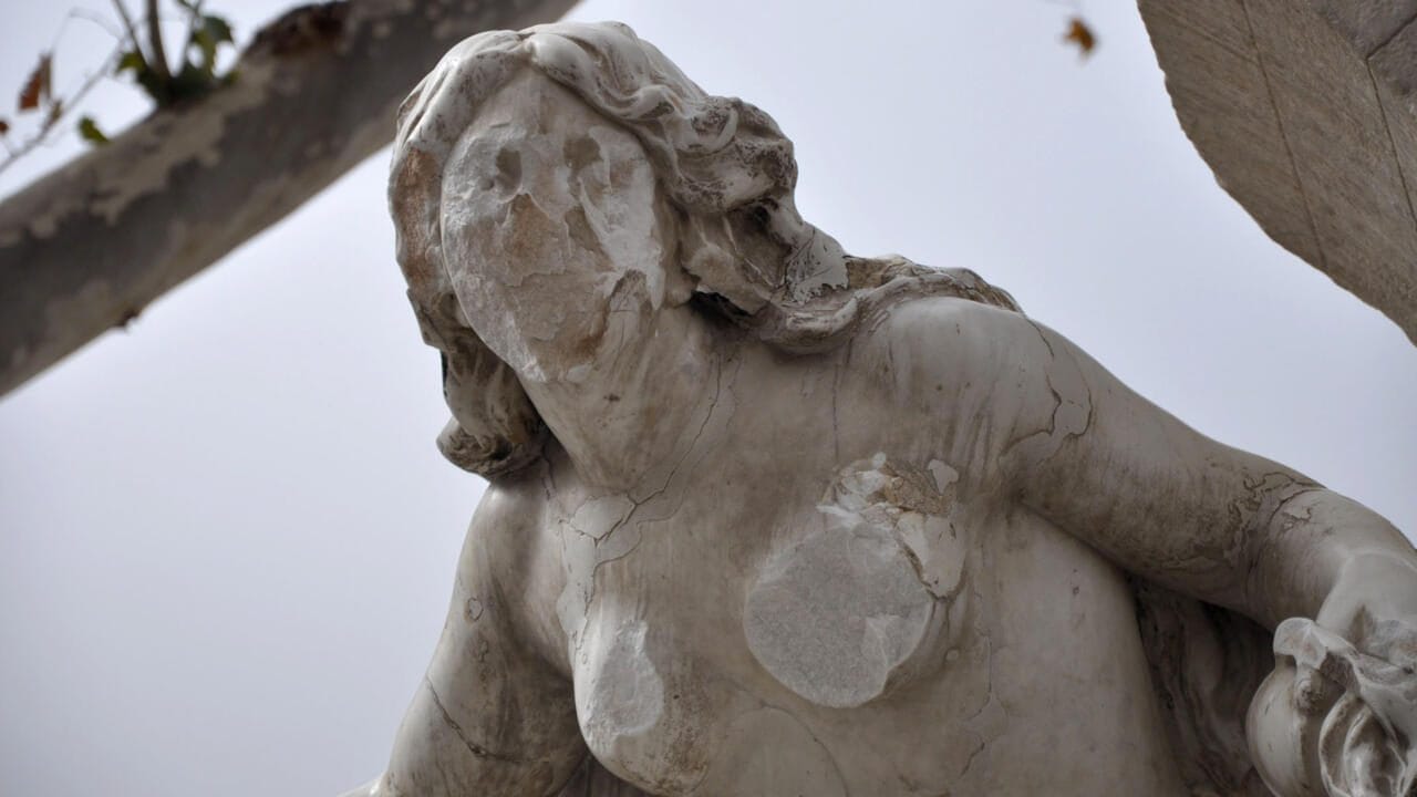 Algérie : un homme condamné à 10 ans de prison pour la destruction de la célèbre statue d’Ain Fouara