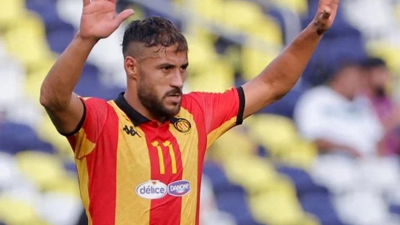 Youcef Belaïli en rébellion : le coup de force qui pourrait le ramener au MC Alger