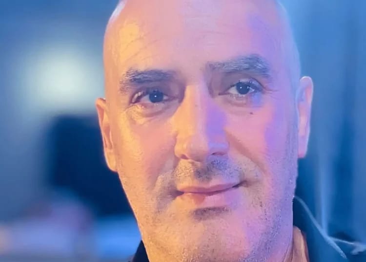 Harraga ou buzz ? Hocine Visa brise le silence après une vidéo choc Harraga ou buzz ? Hocine Visa brise le silence après une vidéo choc