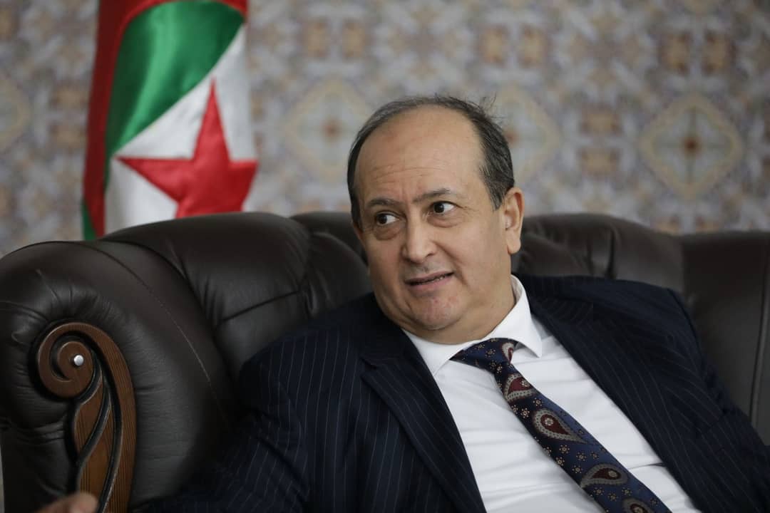 Changement surprise en Algérie : Sifi Ghrieb nommé intérimaire