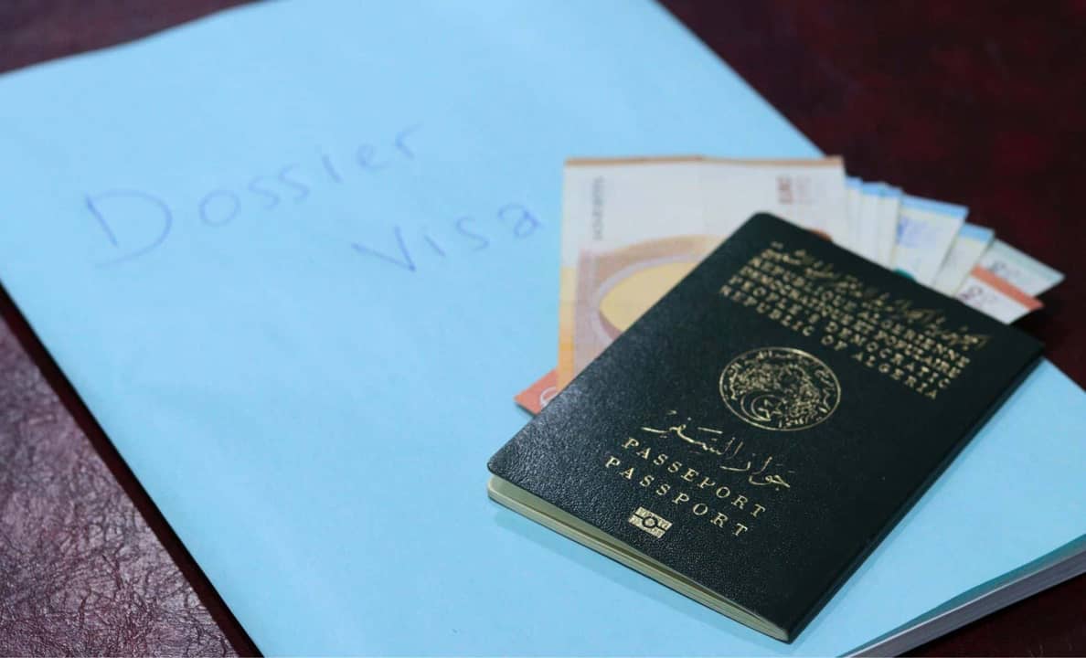 Révélation à Alicante : un réseau de faux passeports démantelé