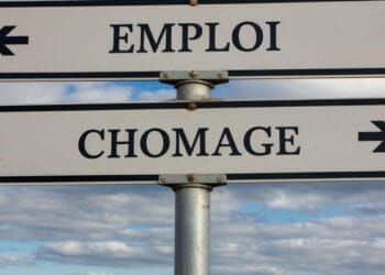 Chômage en Algérie : une baisse choc à 9,7 % en 2024... mais à quel prix ?