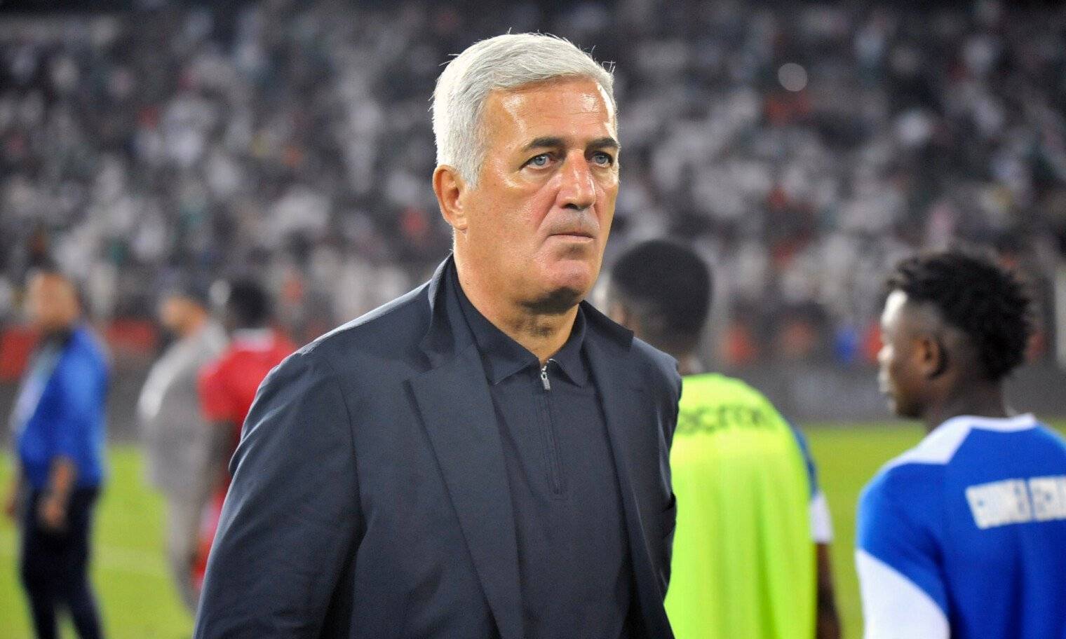 Petkovic écarte un joueur de 3e division française : pourquoi ? Petkovic écarte un joueur de 3e division française : pourquoi ?