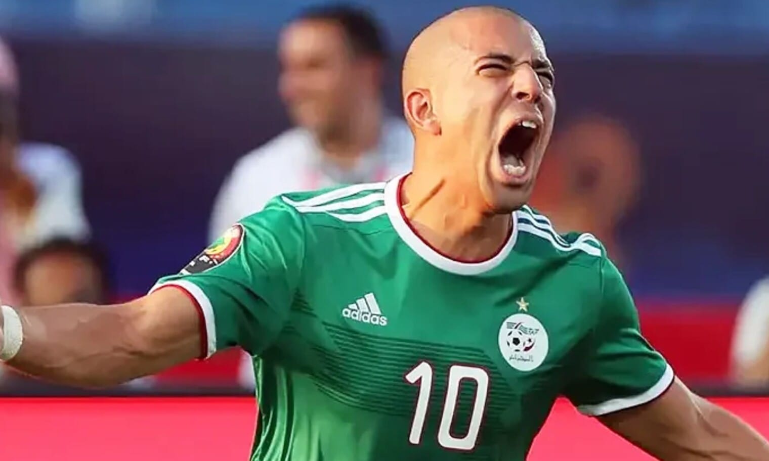 Sofiane Feghouli à la JS Kabylie : un transfert imminent qui pourrait tout changer