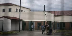 France : 7 clandestins, placés en rétention, se font libérer pour une raison étrange