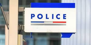 Dans les mailles de la police