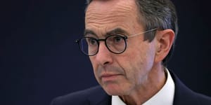 Bruno Retailleau cible Air Algérie dans un bras de fer diplomatique