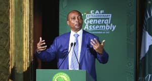 La CAF réagit