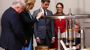 La France inscrit l'IVG dans sa Constitution - Une première dans l'histoire mondiale