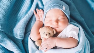 Tendances prénoms 2024 : Le prénom composé d'origine arabe, Mohamed-Amine, en tête en France