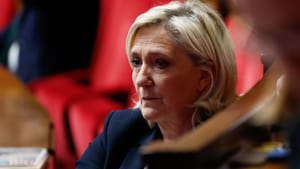 Marine Le Pen condamnée à 4 ans de prison
