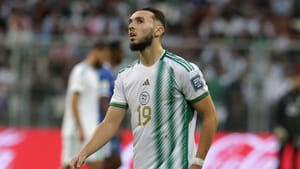 Amine Gouiri presse Cherki et Akliouche à choisir l’Algérie avant la CAN