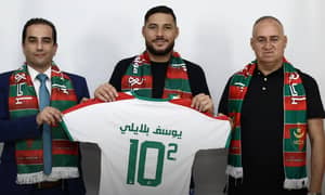 C'est ahurissant! Découvrez le salaire vertigineux qu'empoche Youcef Belaili au MC Alger Youcef Belaili perçoit un salaire mirobolant au MC Alger
