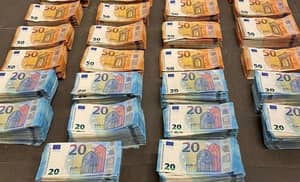 Stabilité du Taux de Change