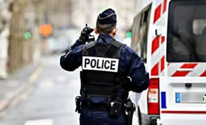 France/Établissement de faux papiers : 3 Algériens mis aux arrêts France/Établissement de faux papiers : 3 Algériens mis aux arrêts