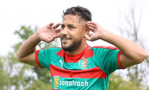 Belaili en maillot du MCA