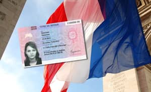 Dématérialisation des titres de séjour en France