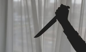 France : Un Algérien éventre son ex-femme et...