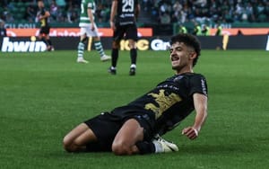 Bachir Belloumi sous  les projecteurs au Portugal