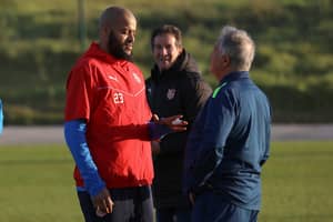 En pleine discussion avec le coach