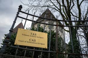 Litige entre la FAF et l'US Oued : le TAS tranchera ce..