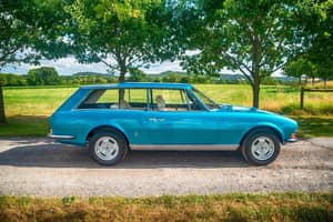 Peugeot 504 : La mémoire des immigrés algériens honorée 