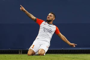 Andy Delort, de Montpellier à l'équipe Nationale Algérienne : Le récit d'une conversion sportive