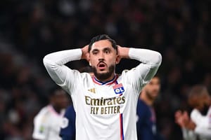 Rayan Cherki  écarté par Deschanps, voici la raison