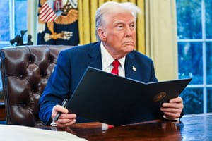 Donald Trump frappe fort : l’Algérie lourdement taxée sur ses exportations Donald Trump frappe fort : l’Algérie lourdement taxée sur ses exportations