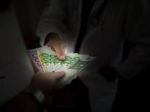 Corruption en Afrique : la BAD alerte sur des pertes colossales pour le continent Corruption en Afrique : la BAD alerte sur des pertes colossales pour le continent