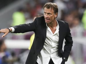 Hervé Renard écarte les rumeurs : La France triomphe, l'Algérie désespère Hervé Renard écarte les rumeurs : La France triomphe, l'Algérie désespère
