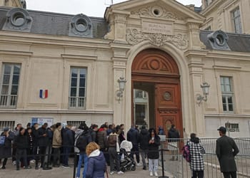 Titre de séjour : un Algérien fait plier sa préfecture