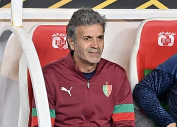 Le MC Alger dévoile officiellement le successeur de Khaled Ben Yahia