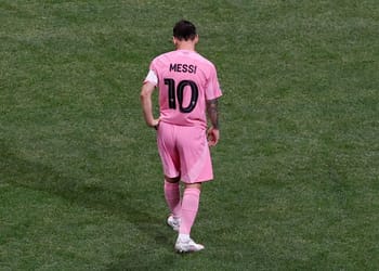 Transfert choc : Messi en route pour rejoindre Mahrez à Al-Ahli ?