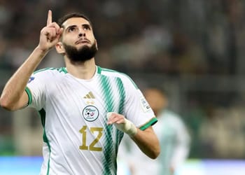 Transfert officiel : Yassine Benzia rejoint le club saoudien Al-Hazm