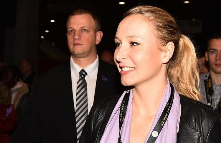 Marion Maréchal booste les dons pour une mosquée en France