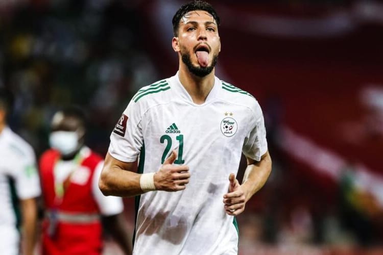 Bensebaini en difficulté au BVB : inquiétudes en Algérie