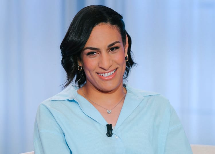 Imane Khelif et la controverse des Championnats du monde de boxe 2025 Imane Khelif et la controverse des Championnats du monde de boxe 2025