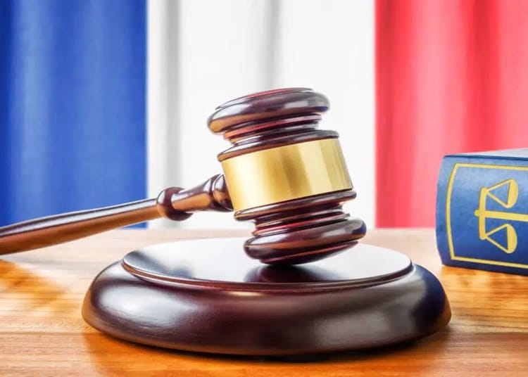 France : Un sans-papiers algérien condamné à 3 ans de...