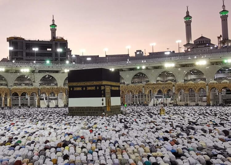 Hadj 2025 : Découvrez la date du premier vol algérien vers La Mecque