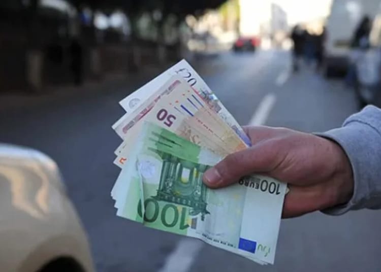 Chute inédite : l’euro et le dollar face au dinar algérien