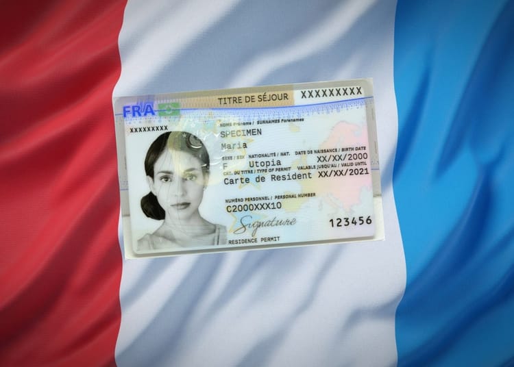 Expulsion Choquante d'un Titulaire d'un Titre de Séjour en France