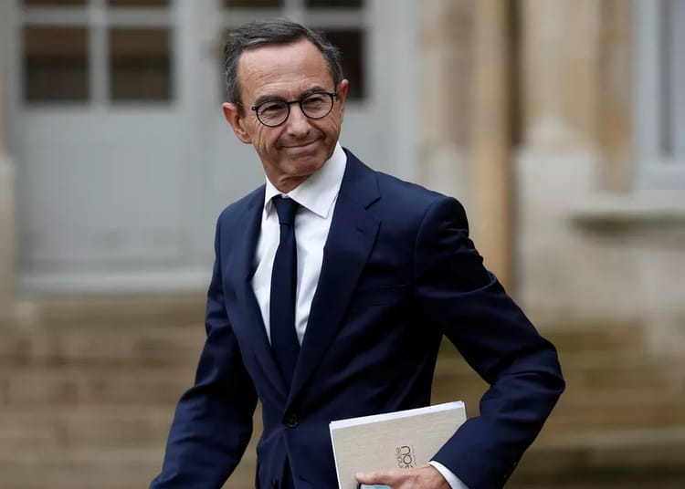 Bruno Retailleau en visite à la Grande Mosquée de Paris