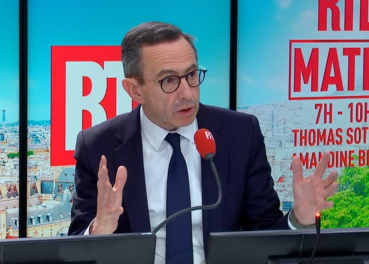 Bruno Retailleau ciblé après un geste controversé anti-islam